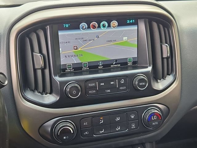 Used 2015 Chevrolet Colorado Z71 AWD/4WD image 19