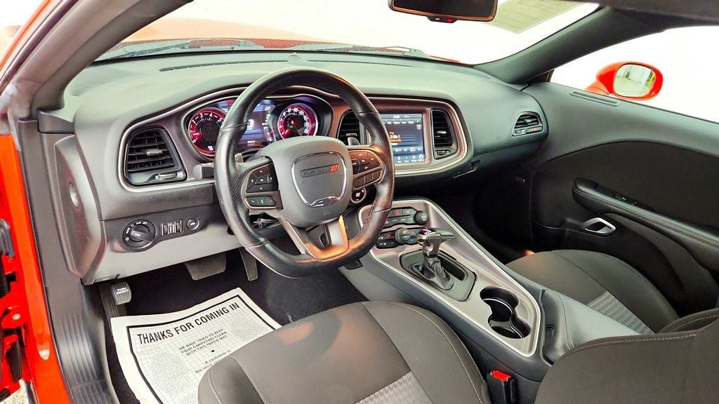 Used 2022 Dodge Challenger R/T Scat Pack RWD image 11