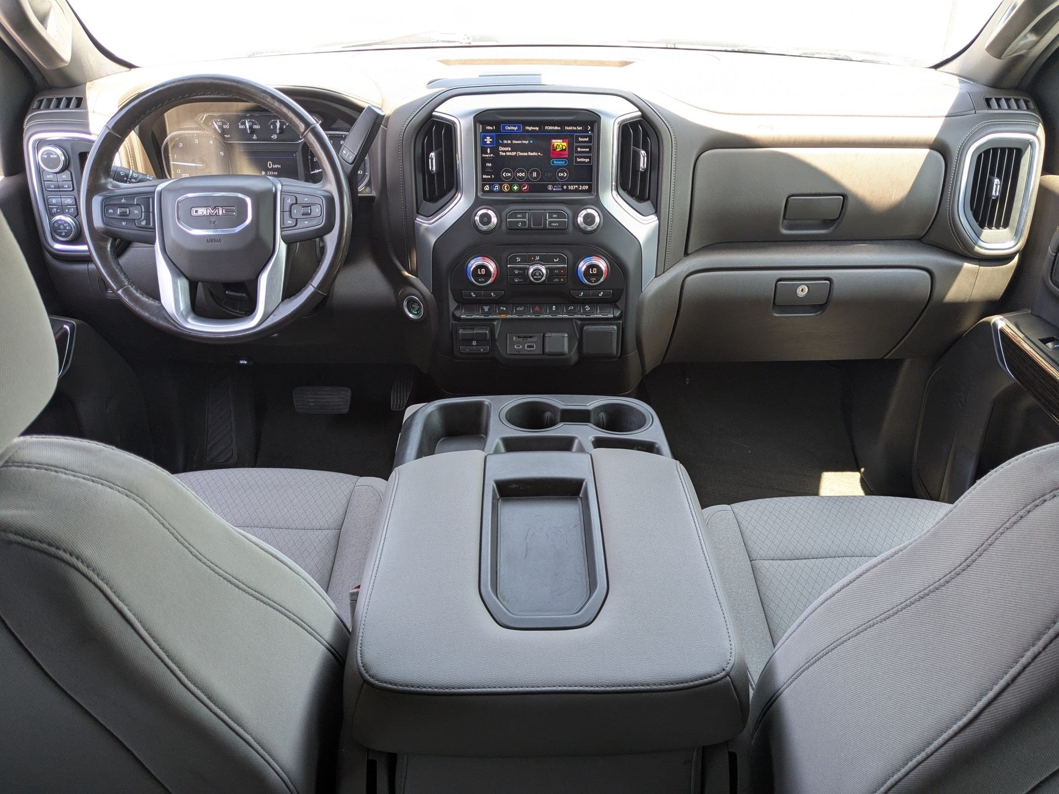 Used 2022 GMC Sierra 3500 SLE w/ SLE Convenience Package AWD/4WD image 28