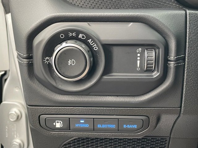 Used 2024 Jeep Wrangler Unlimited Rubicon 4xe image 34