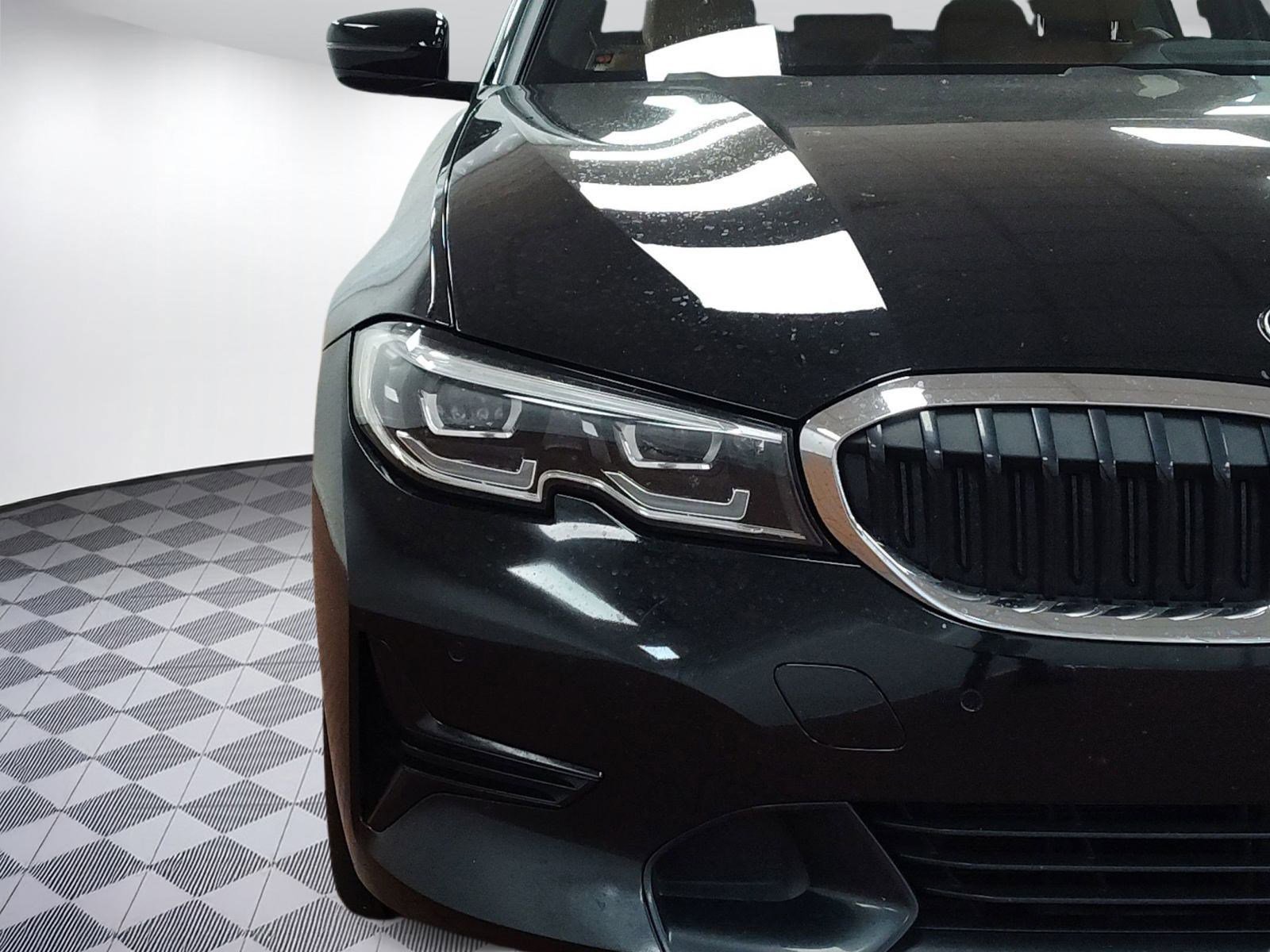 Used 2019 BMW 330i Sedan image 10