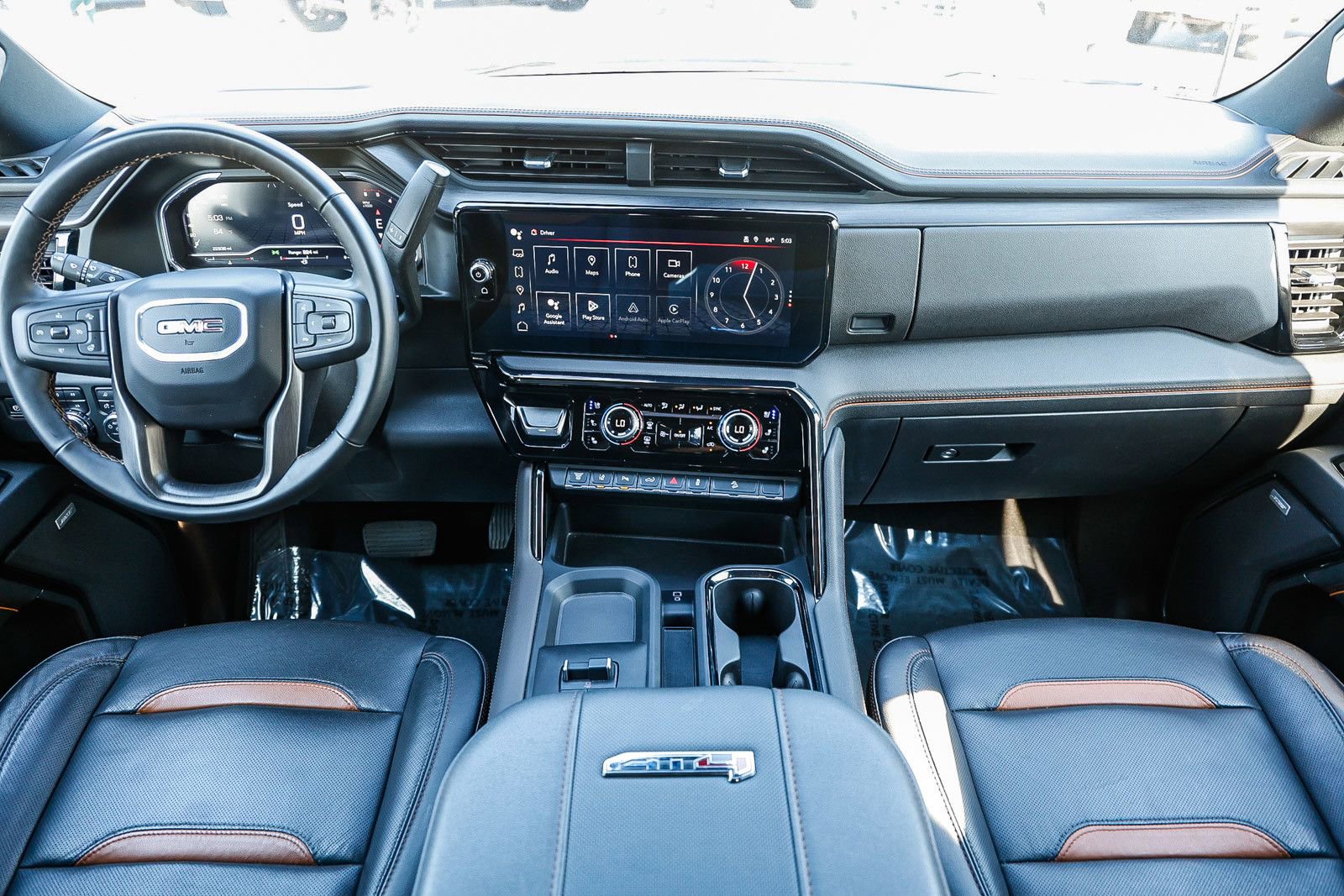 Used 2024 GMC Sierra 2500 AT4 w/ AT4 Premium Plus Package AWD/4WD image 10
