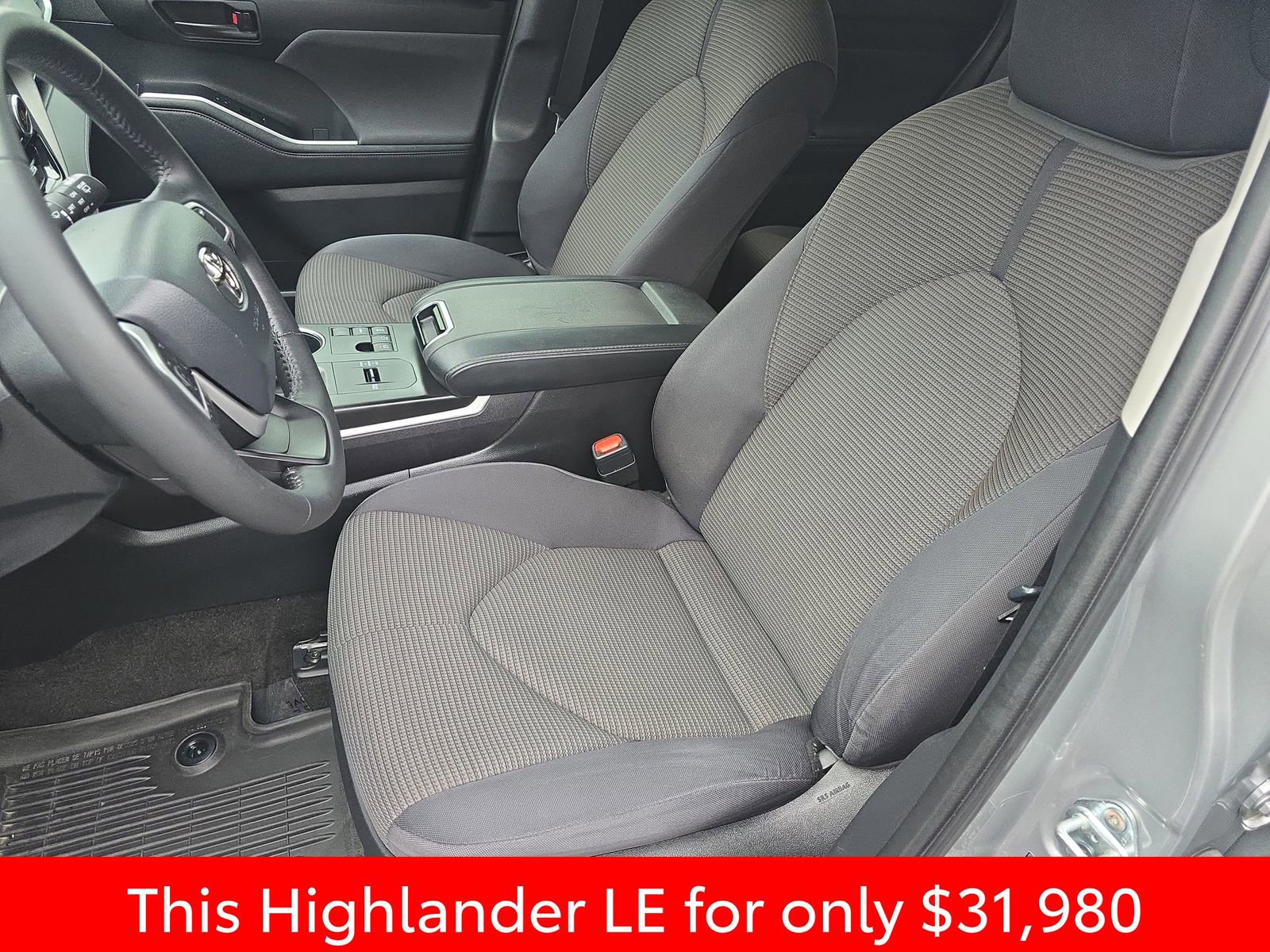 Used 2023 Toyota Highlander LE image 22