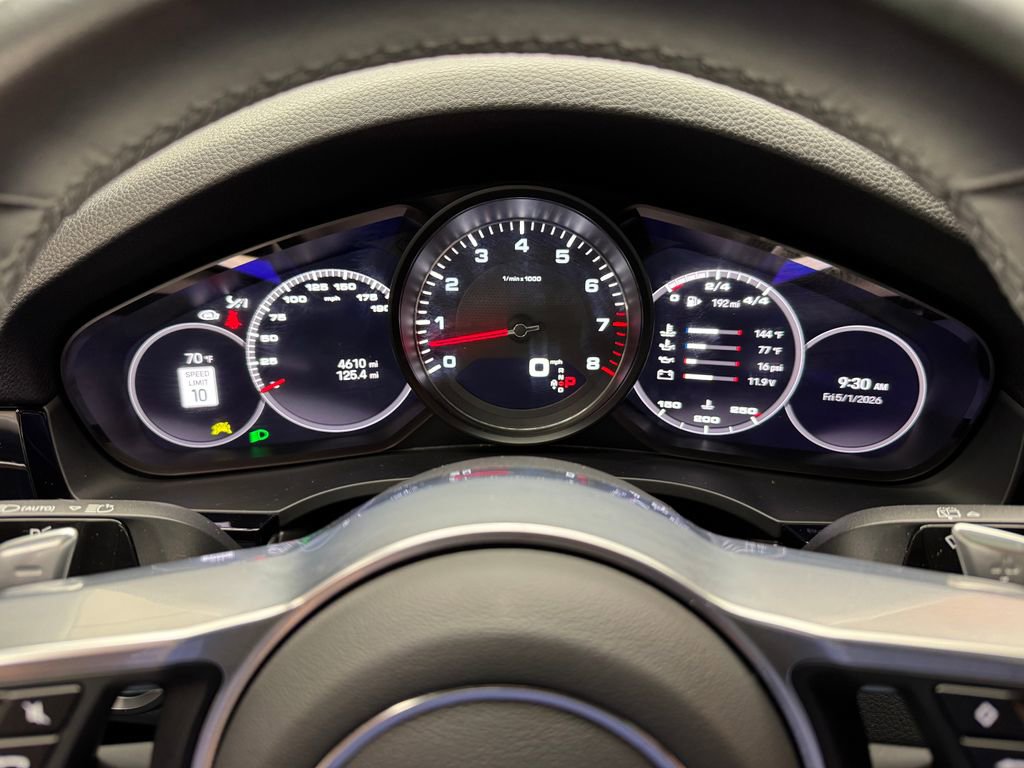 Used 2023 Porsche Cayenne S AWD/4WD image 16