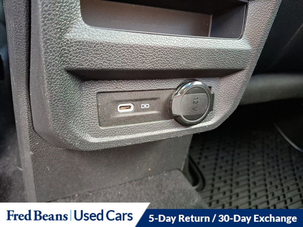 Used 2021 Volkswagen Tiguan SE R-Line image 12