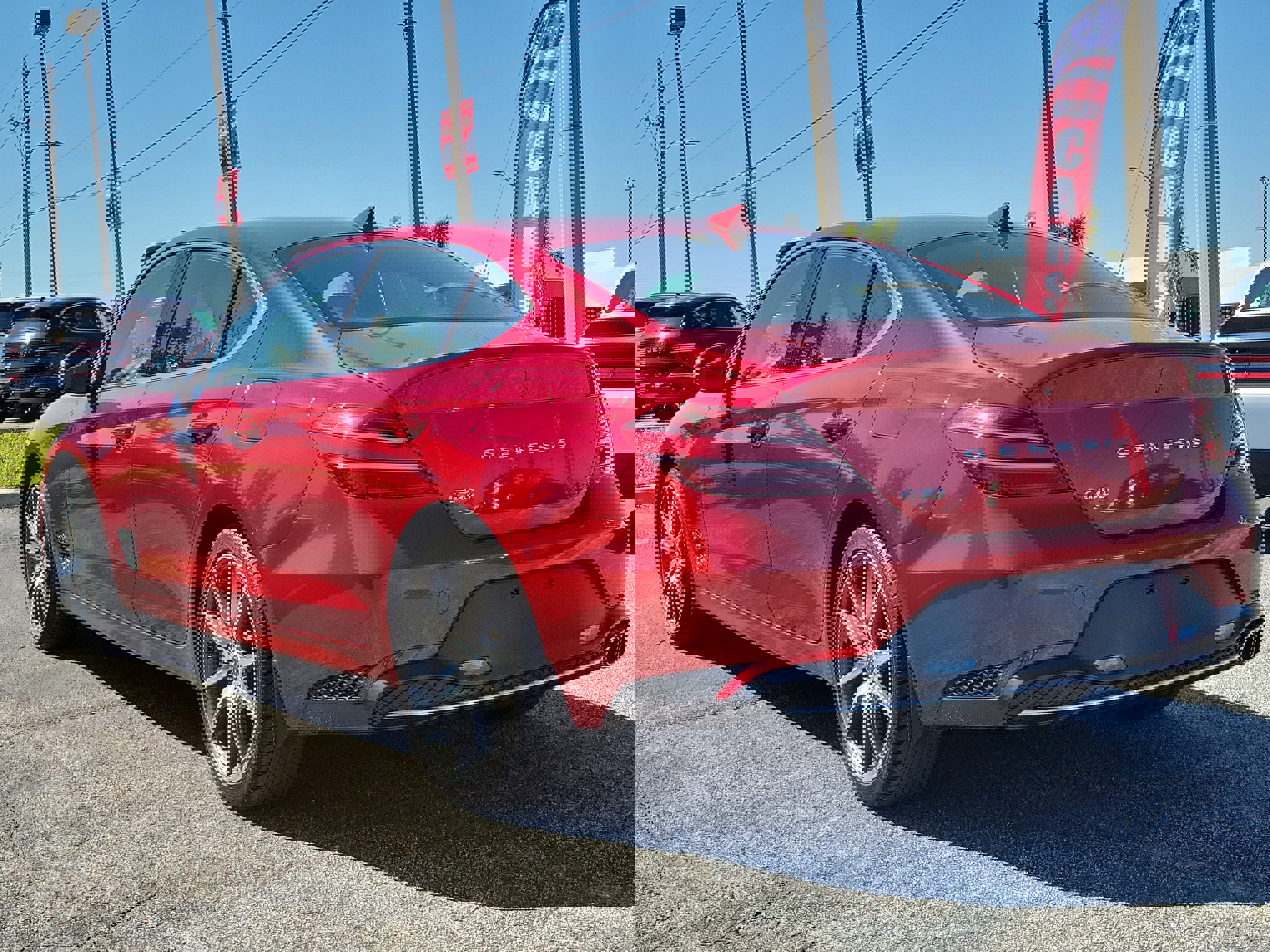 Used 2023 Genesis G70 2.0T image 6