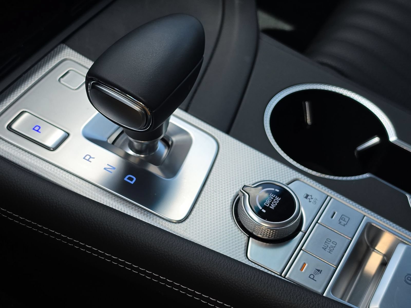 Certified 2026 Genesis G70 2.5T Prestige RWD image 20