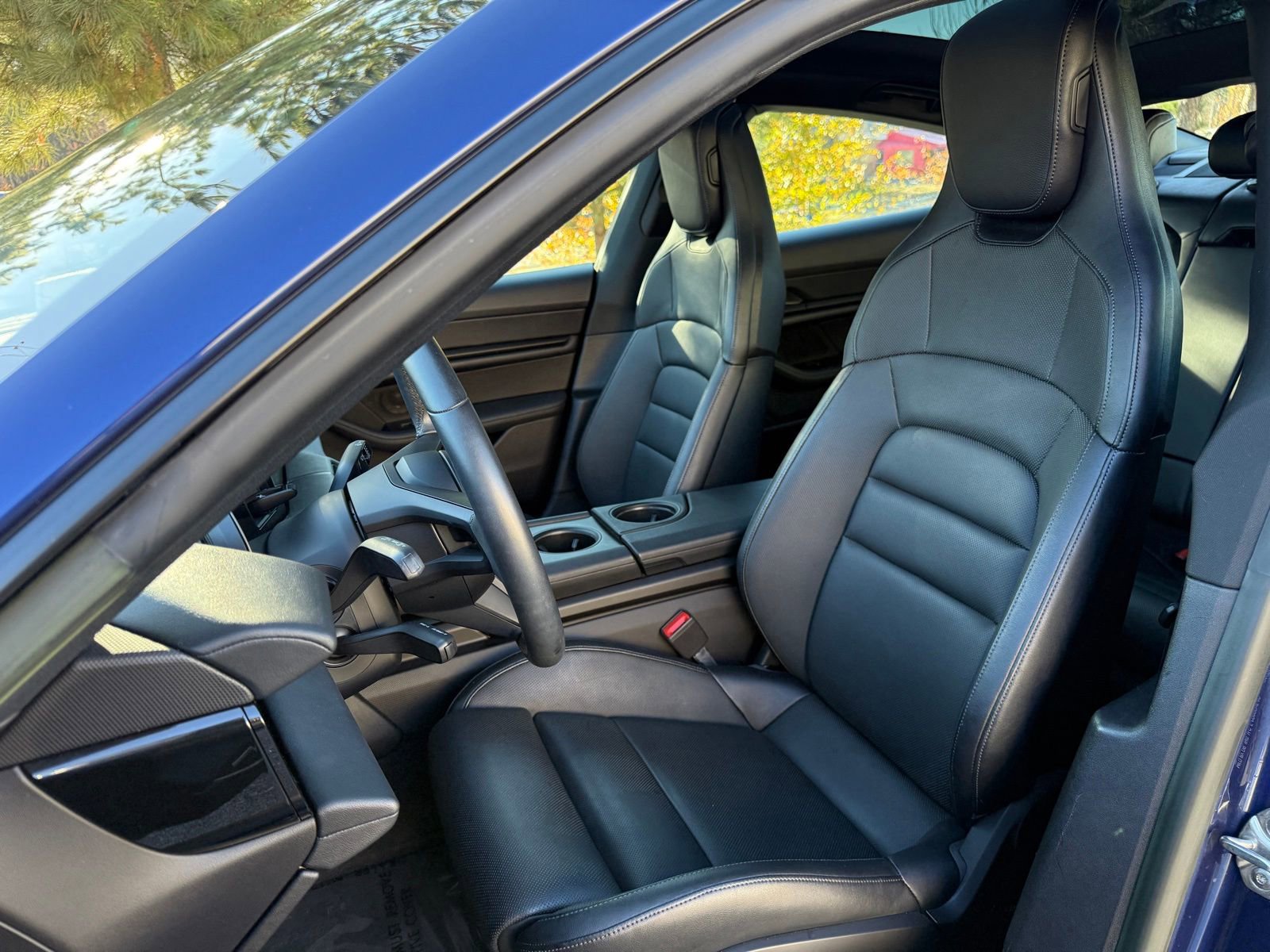 Used 2022 Porsche Taycan Base image 36