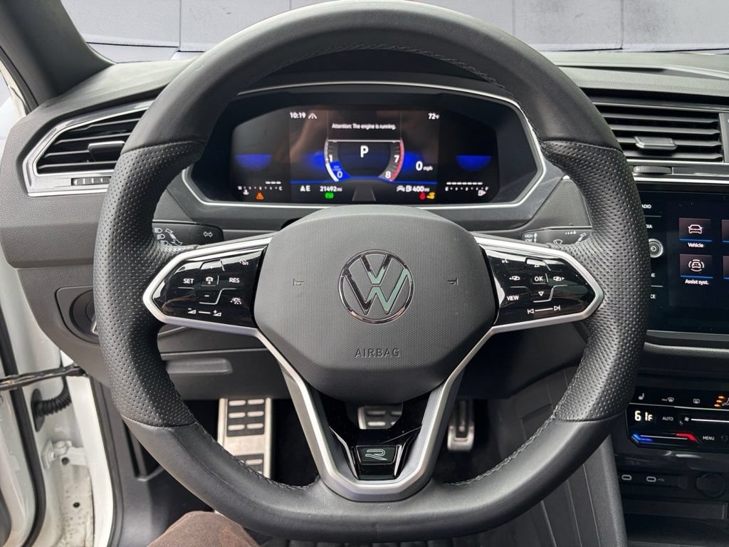 Certified 2024 Volkswagen Tiguan SE R-Line AWD/4WD image 12