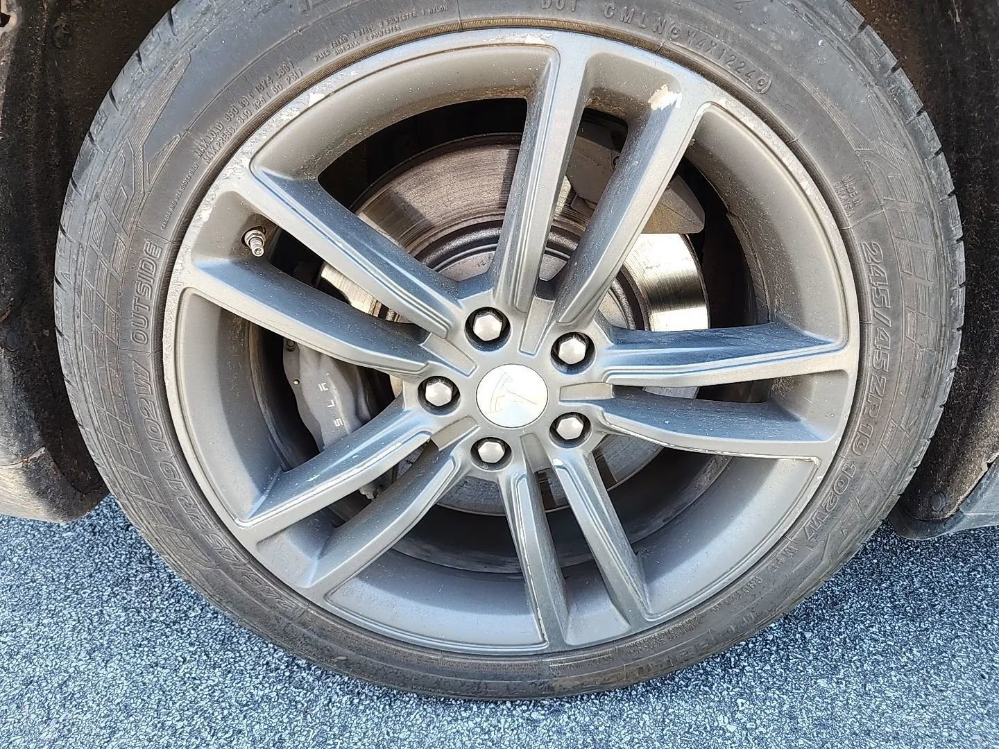 Used 2015 Tesla Model S 85D image 38