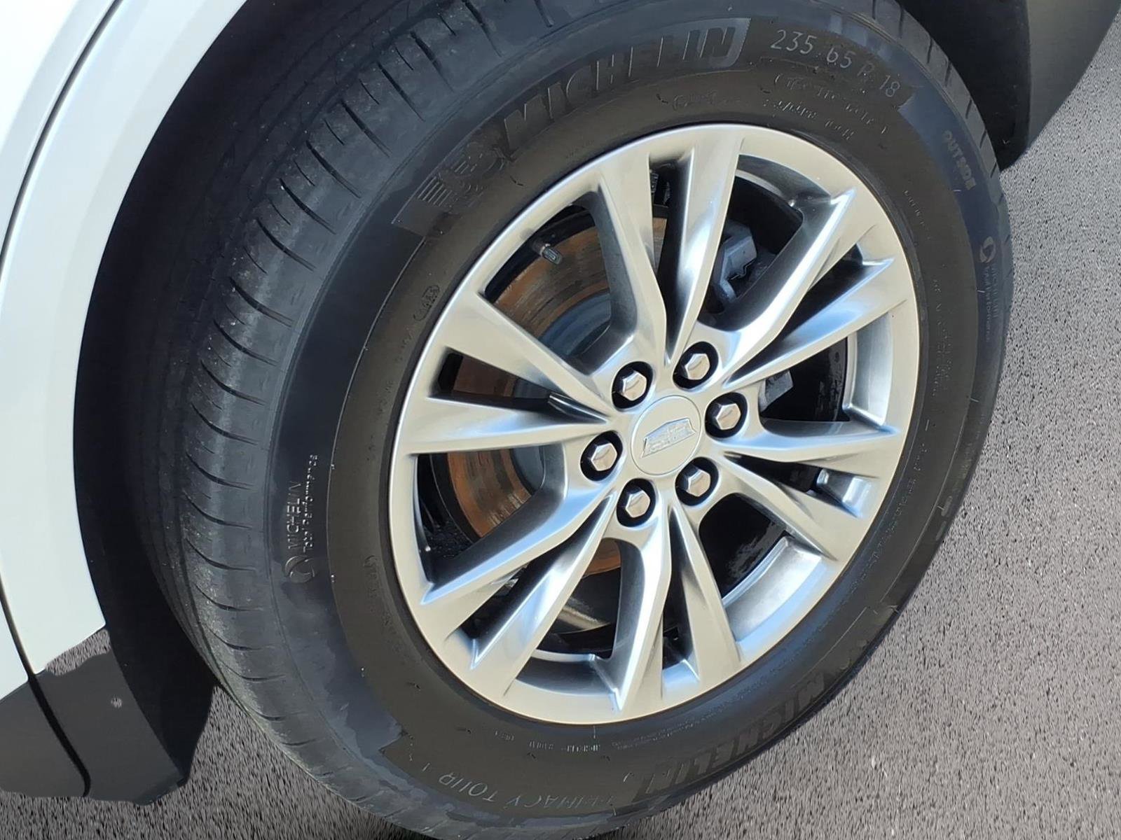 Certified 2023 Cadillac XT5 Premium Luxury AWD/4WD image 9