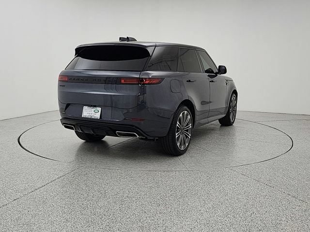 Used 2026 Land Rover Range Rover Sport Dynamic SE AWD/4WD image 5