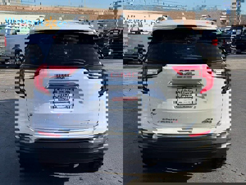 Used 2022 GMC Terrain AT4 w/ Infotainment Package II image 5