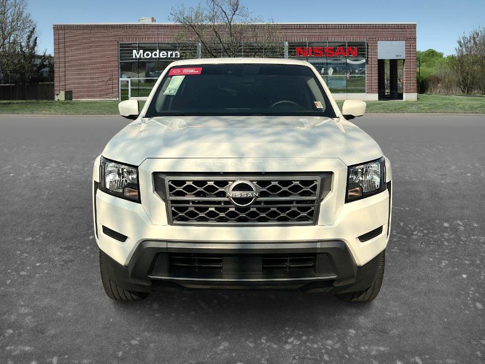 Certified 2024 Nissan Frontier SV image 6