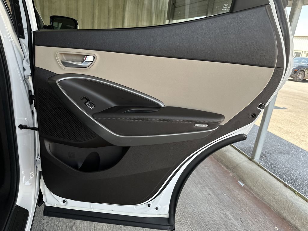 Used 2018 Hyundai Santa Fe Sport FWD image 31