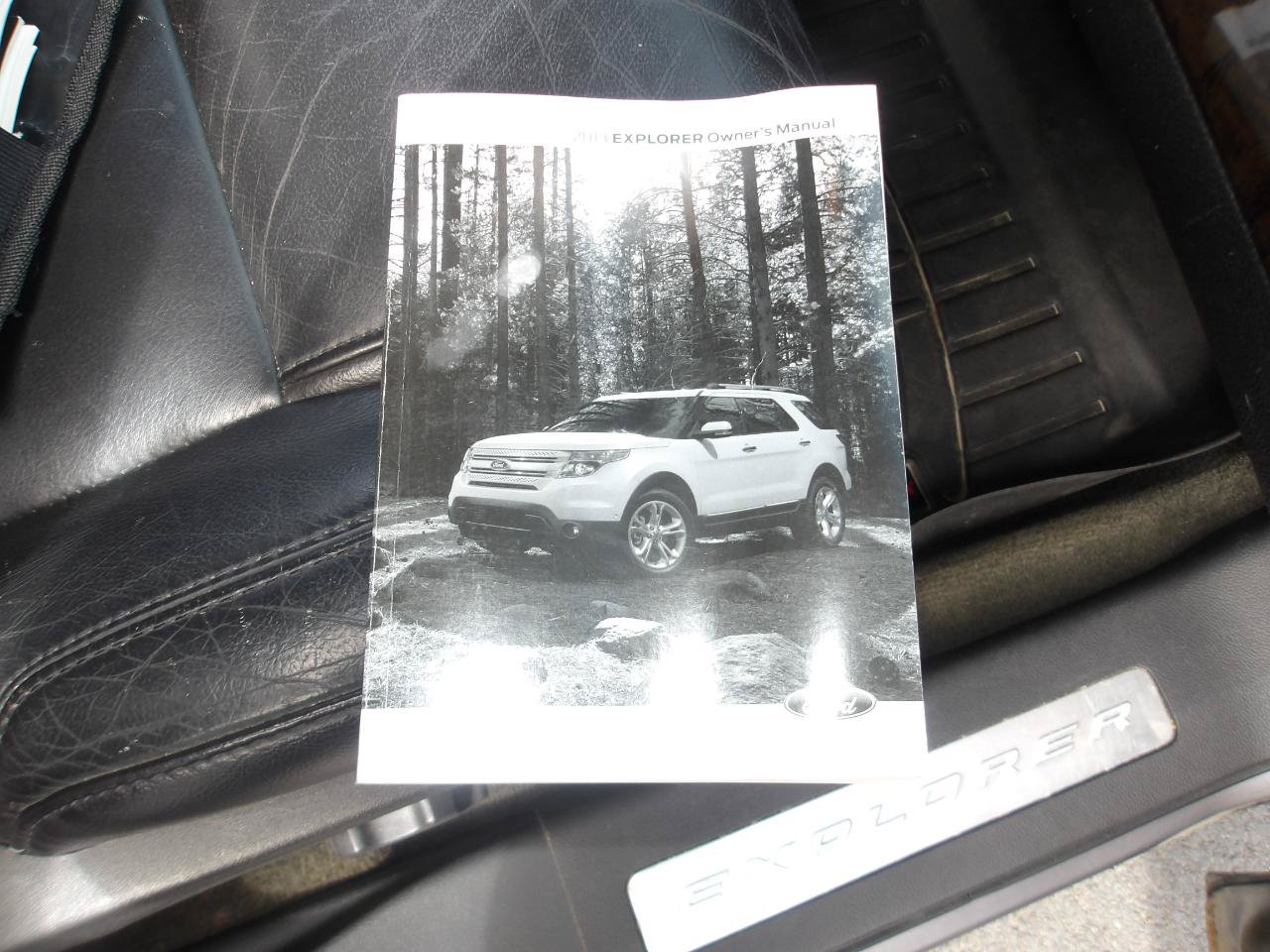 Used 2013 Ford Explorer Limited AWD/4WD image 25