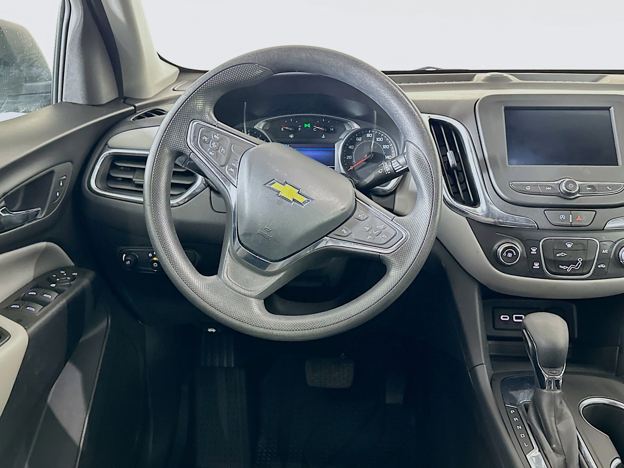 Used 2024 Chevrolet Equinox LS w/ LS Convenience Package image 17