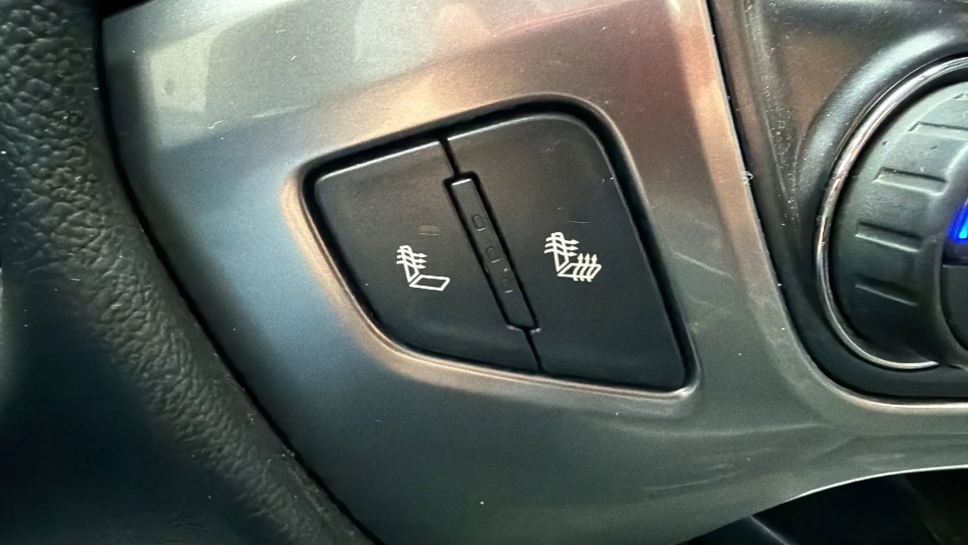 Used 2015 Chevrolet Silverado 1500 LT w/ Rally 2 Edition image 23