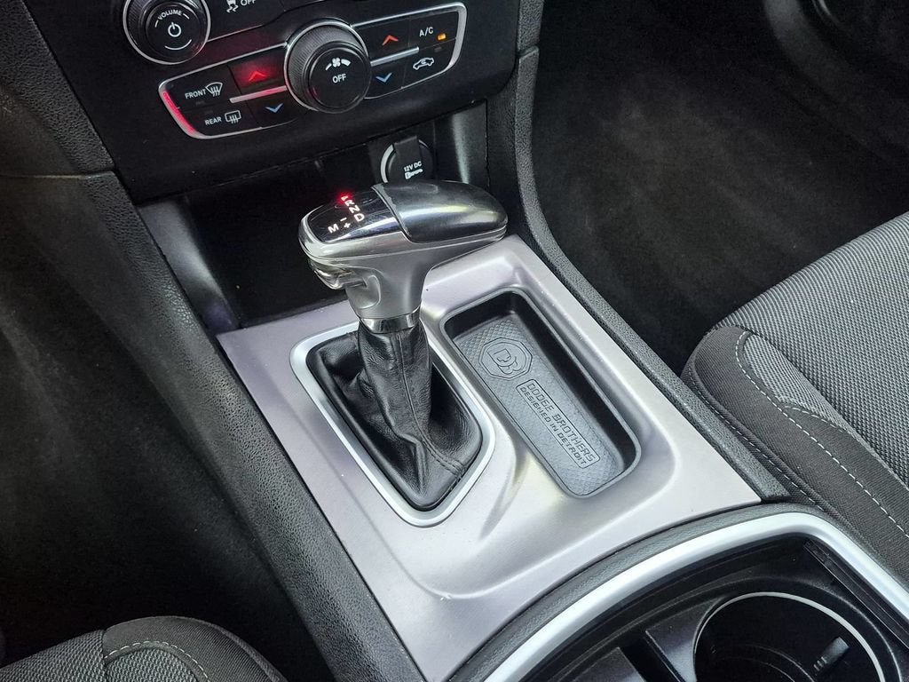 Used 2020 Dodge Charger SXT RWD image 17