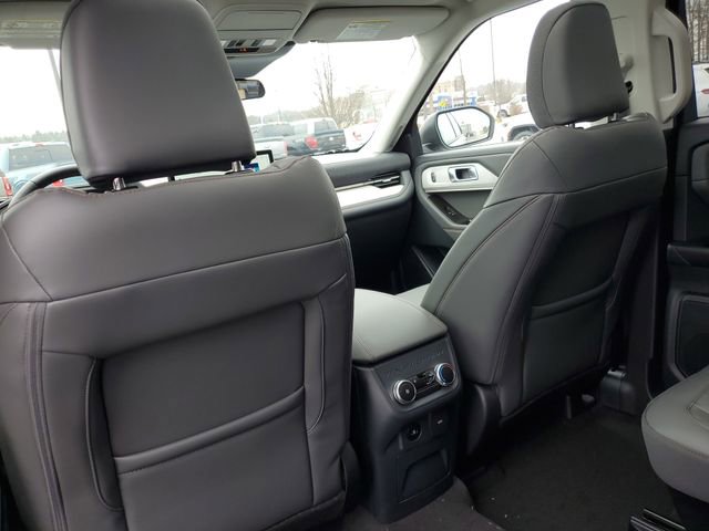 New 2026 Ford Explorer Active w/ Active Comfort Package image 33