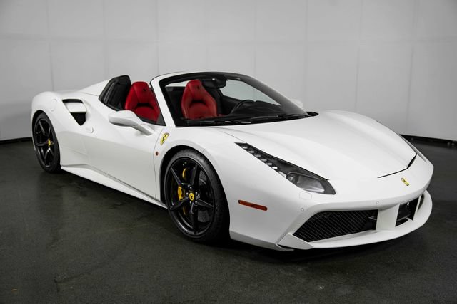 Used 2018 Ferrari 488 Spider RWD image 2
