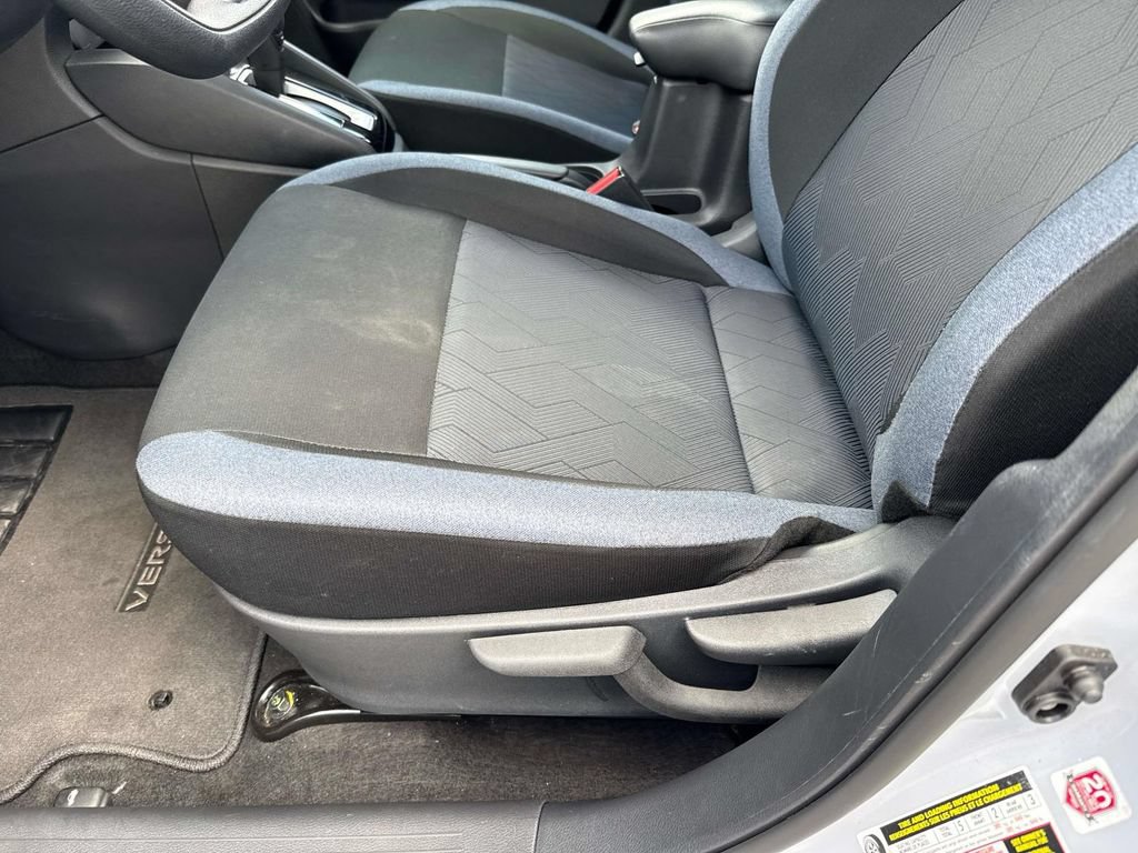 Used 2025 Nissan Versa SV w/ Trunk Package FWD image 20
