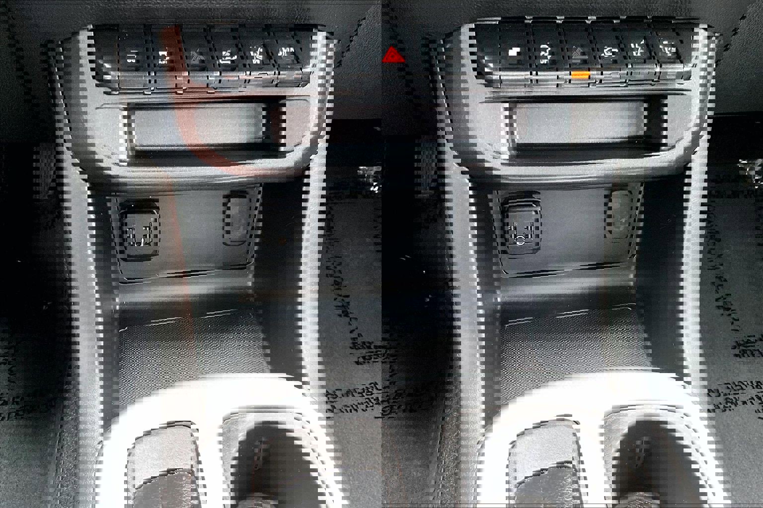 Used 2020 Chevrolet Colorado LT w/ Safety Package image 21