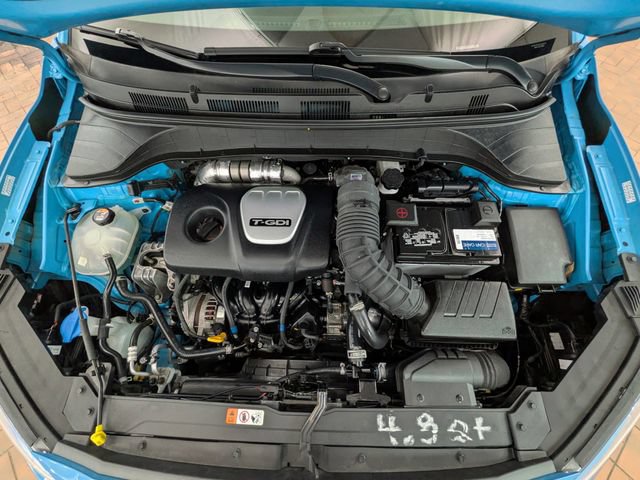 Used 2020 Hyundai Kona Limited AWD/4WD image 22