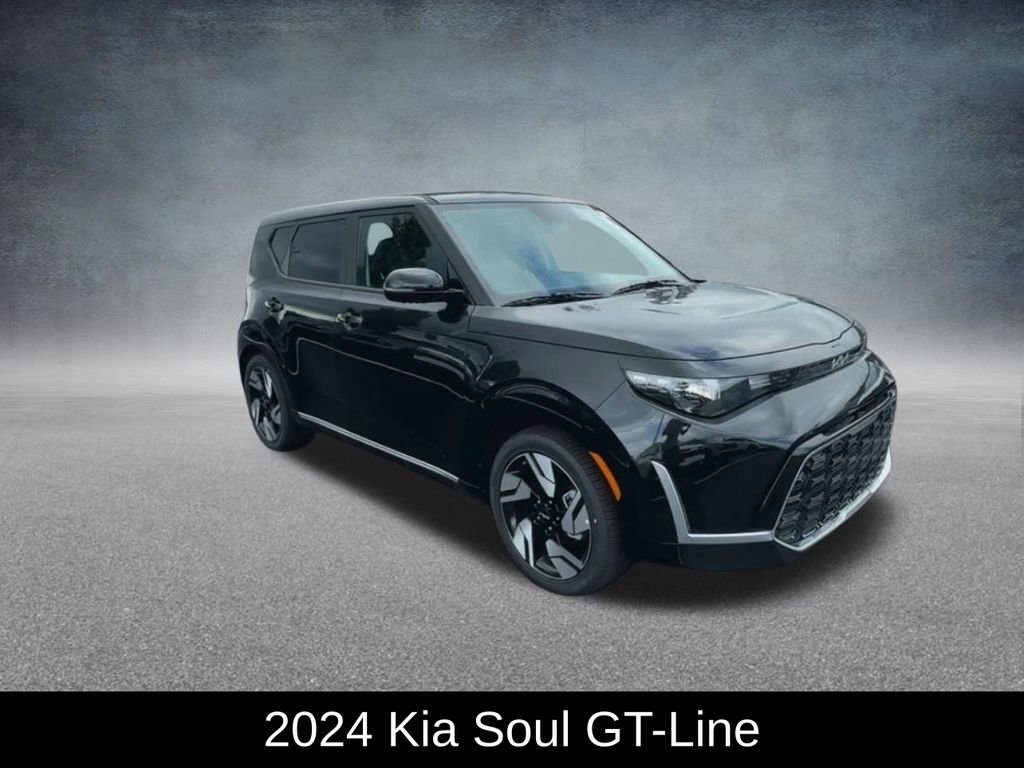 Used 2024 Kia Soul GT-Line FWD image 3