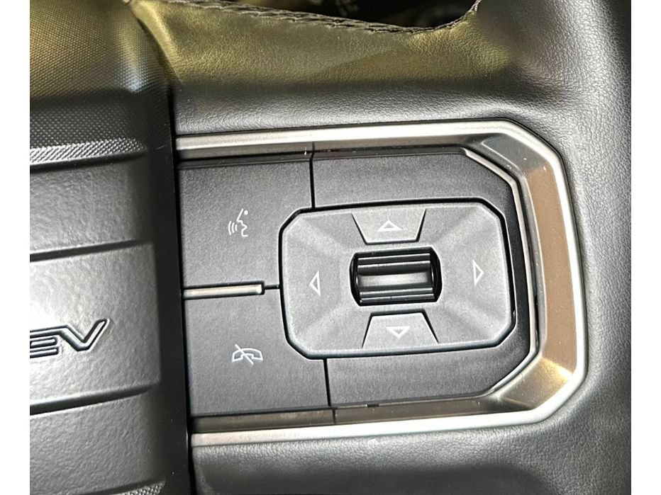Used 2024 GMC Hummer EV 3X AWD/4WD image 27