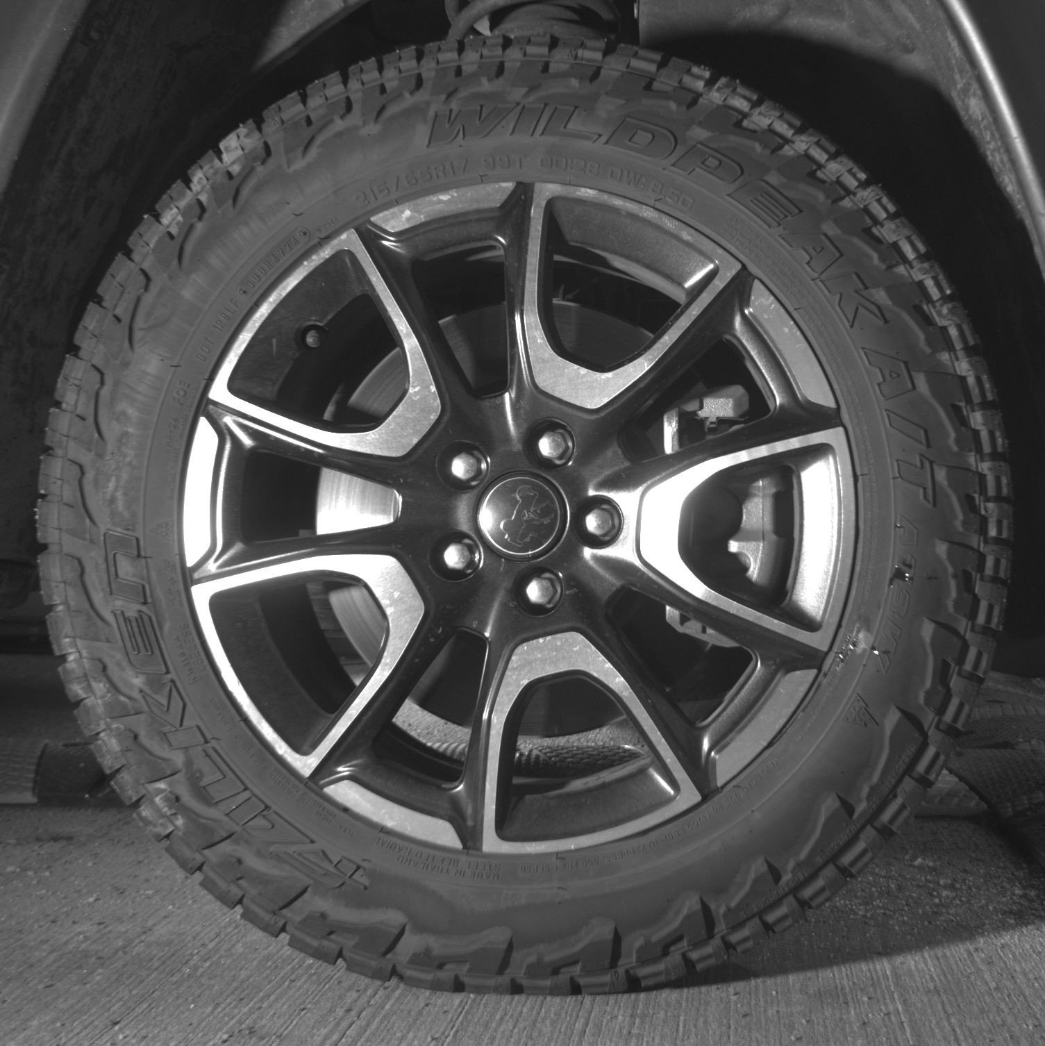 Used 2025 Jeep Compass Trailhawk AWD/4WD image 13