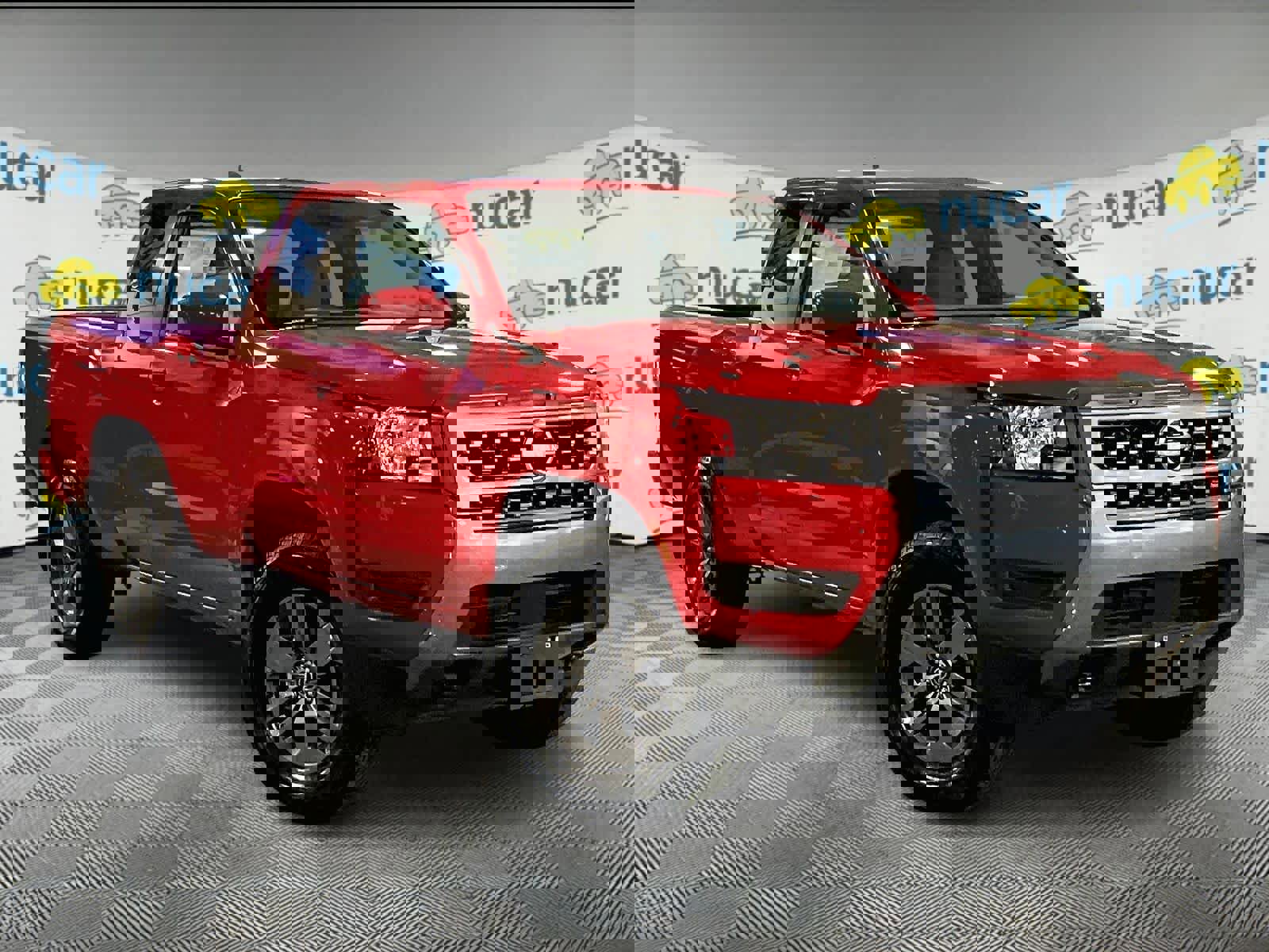 Used 2025 Nissan Frontier SV image 1