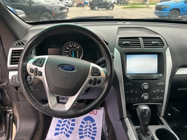 Used 2012 Ford Explorer XLT AWD/4WD image 13