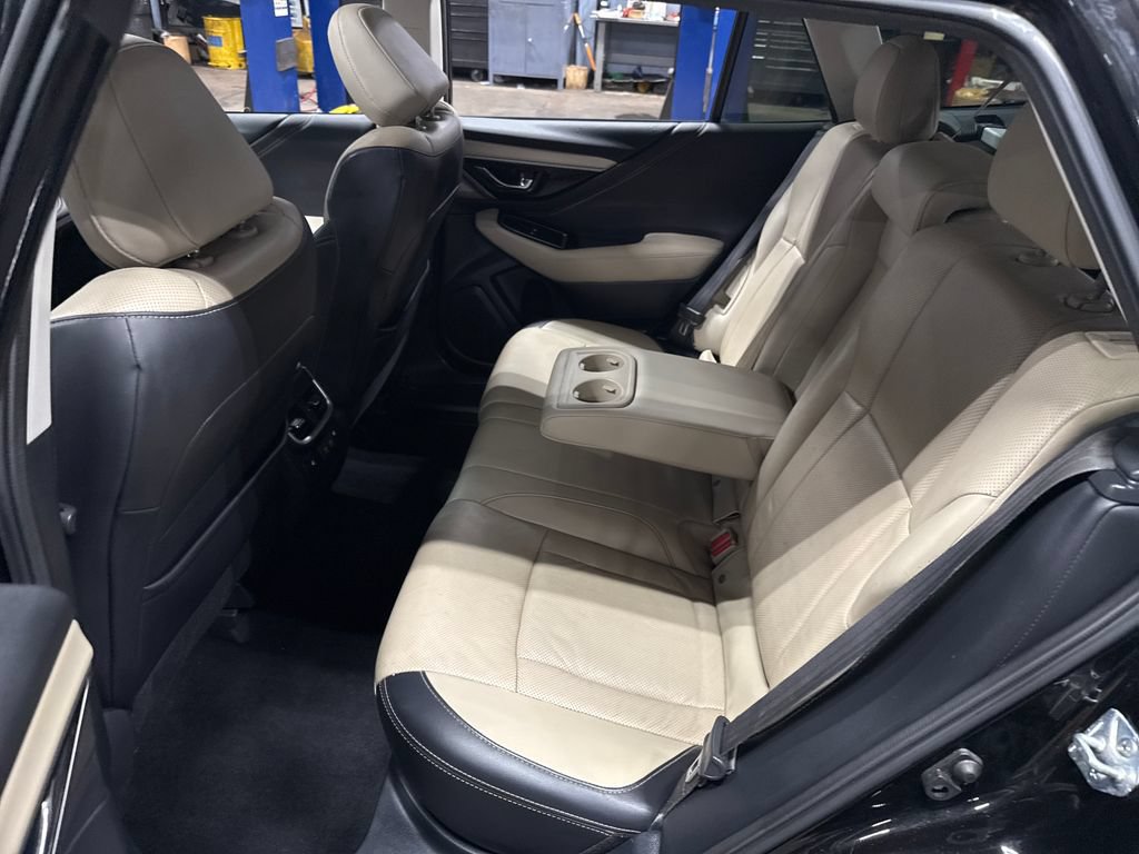 Used 2022 Subaru Outback Limited XT w/ Popular Package #2 AWD/4WD image 11