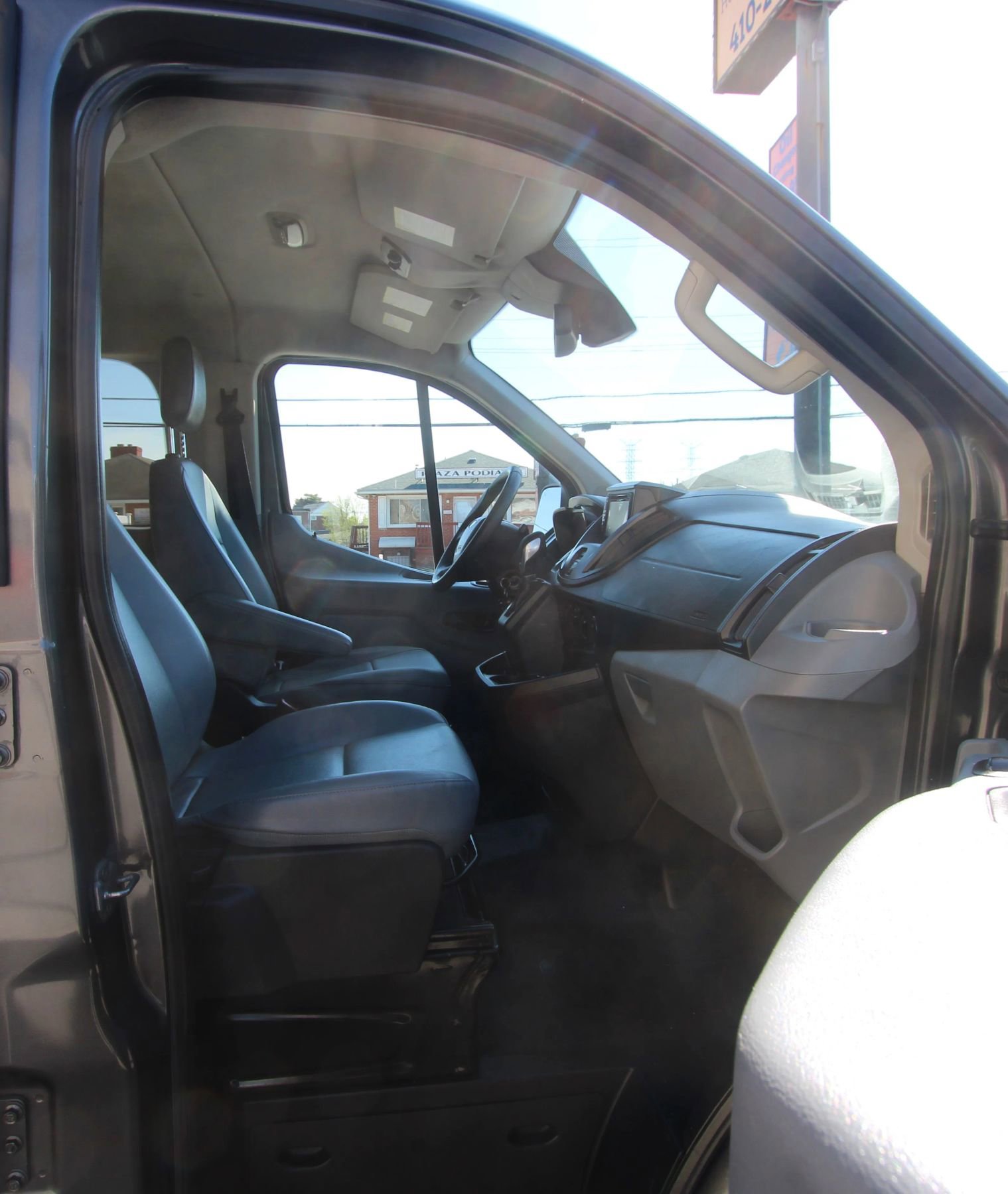 Used 2016 Ford Transit 350 XL image 10