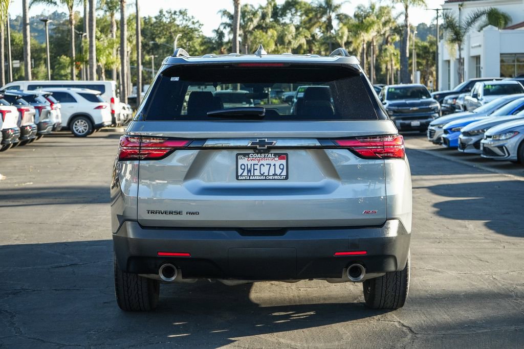 Used 2023 Chevrolet Traverse RS w/ LPO, Floor Liner Package AWD/4WD image 5