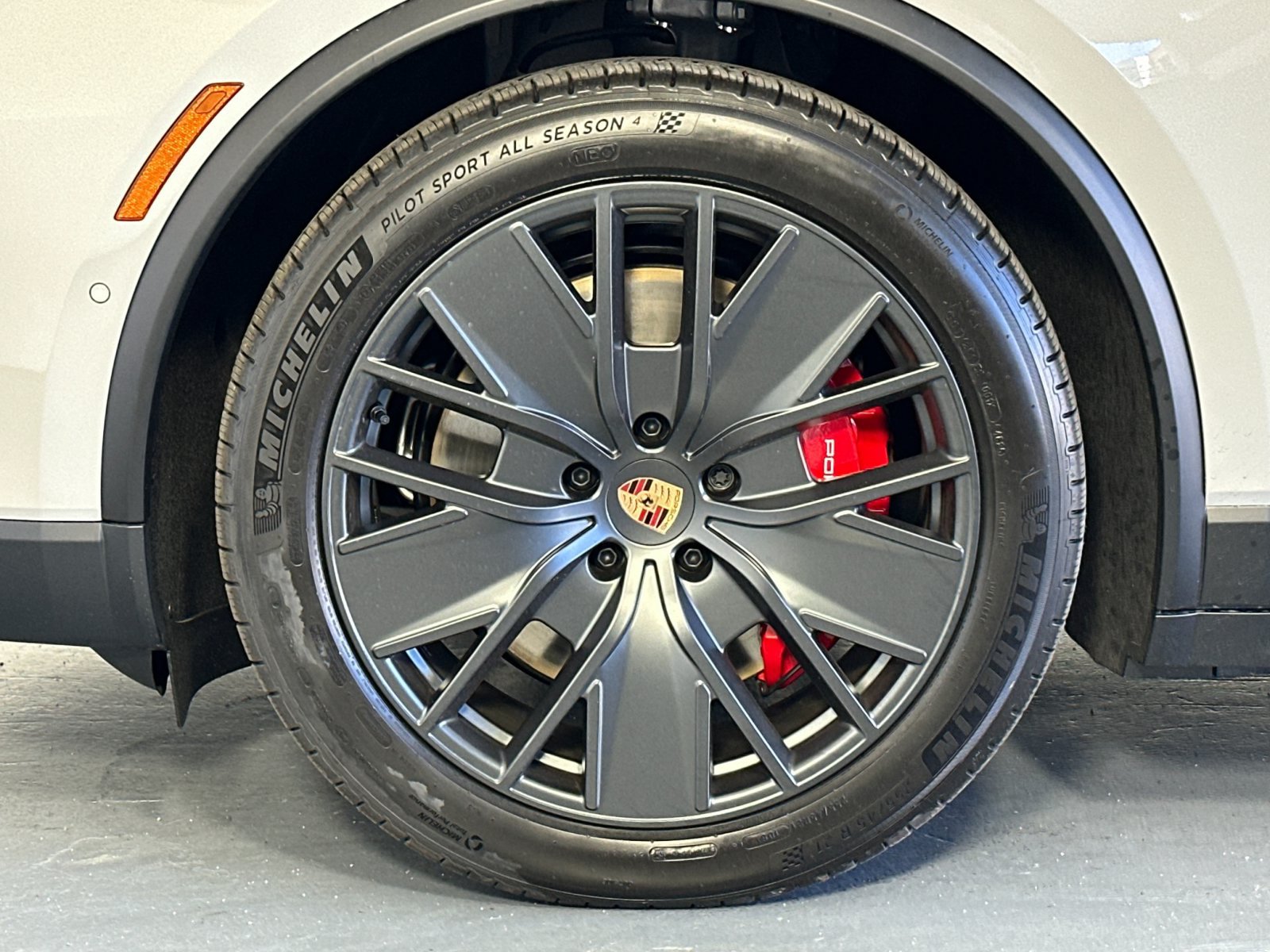 New 2026 Porsche Macan GTS Electric AWD/4WD image 34