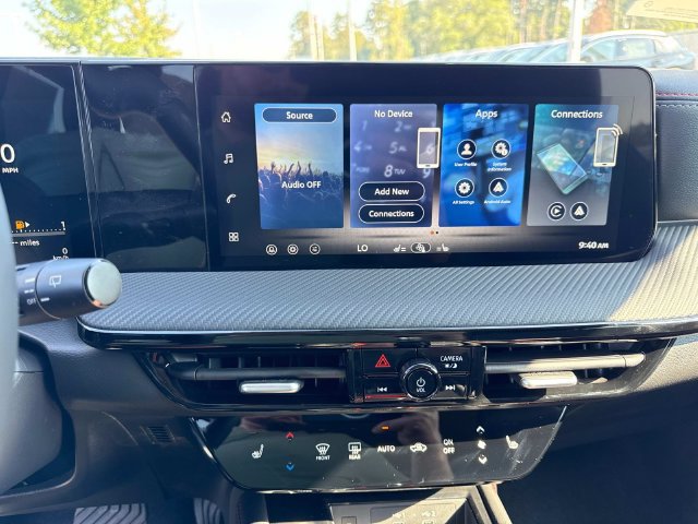New 2027 Nissan Kicks SR FWD image 27