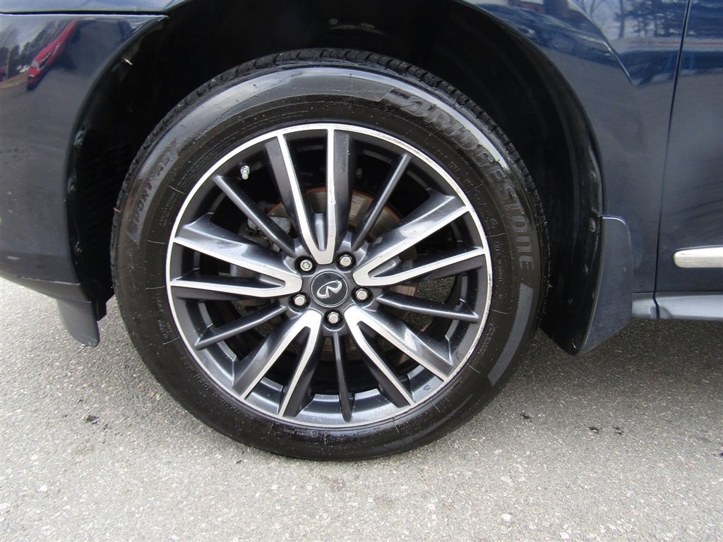 Used 2017 INFINITI QX60 Luxe w/ Deluxe Technology Package image 13