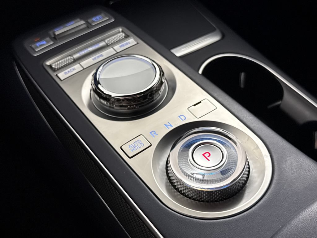 Certified 2024 Genesis GV70 2.5T w/ Sport Prestige Package AWD/4WD image 24