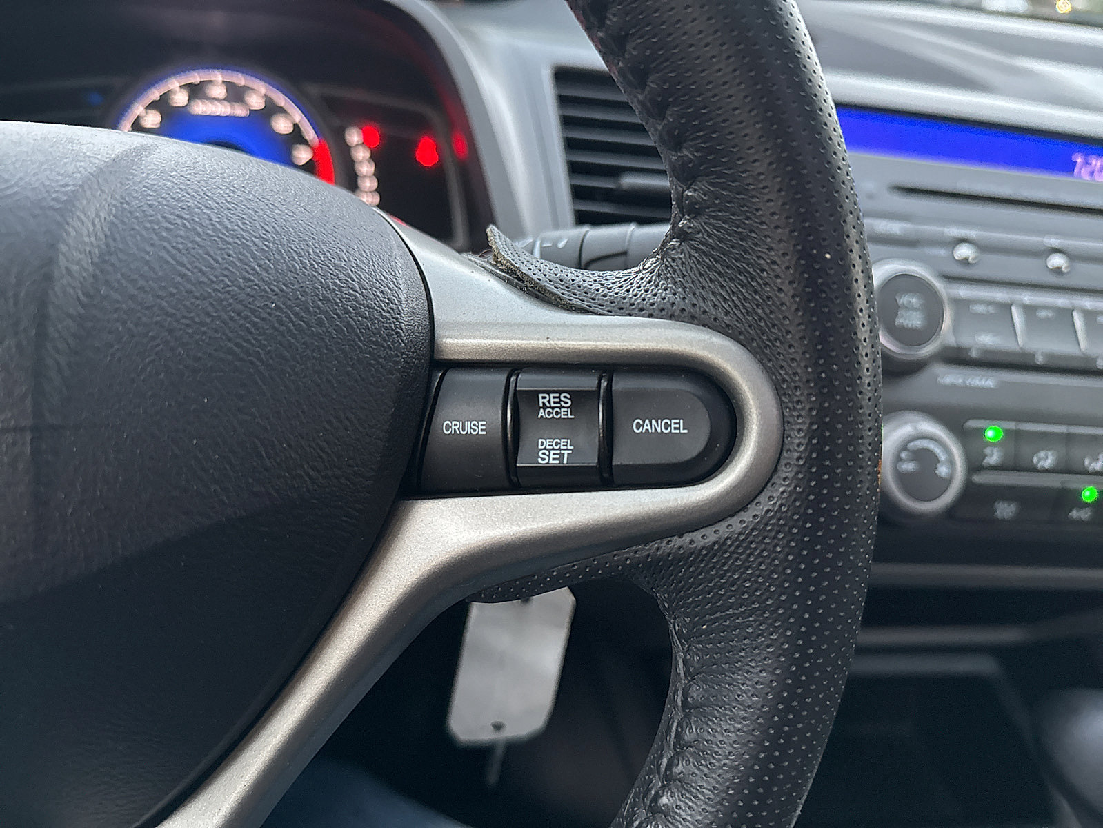 Used 2011 Honda Civic EX-L image 38