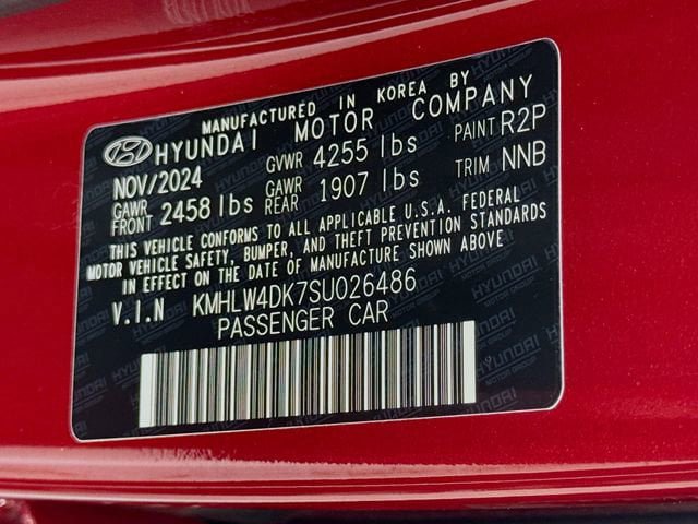 Used 2025 Hyundai Elantra N FWD image 33