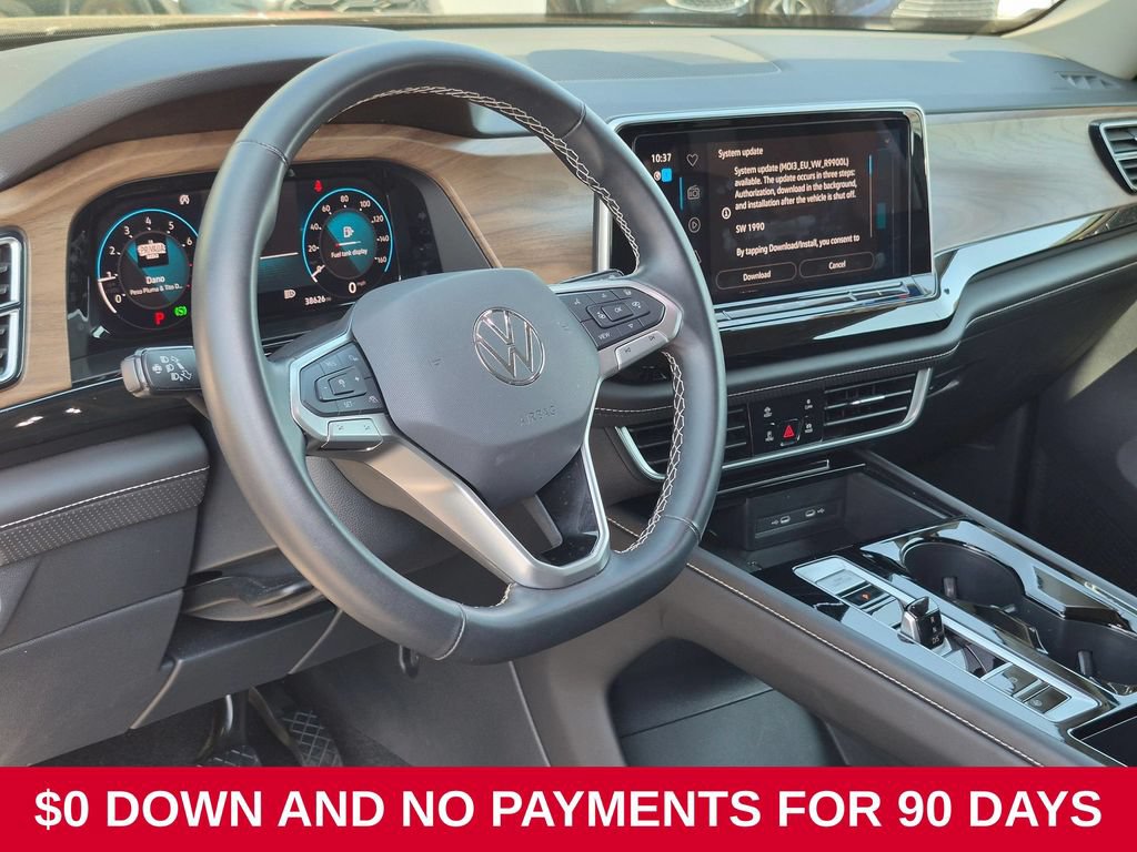 Used 2025 Volkswagen Atlas SE FWD image 14