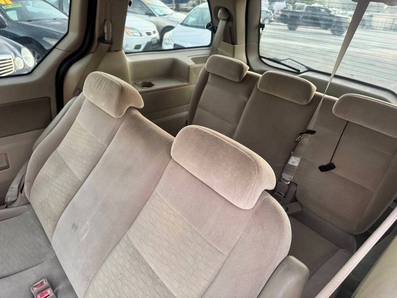 Used 2005 Ford Freestar SE FWD image 12