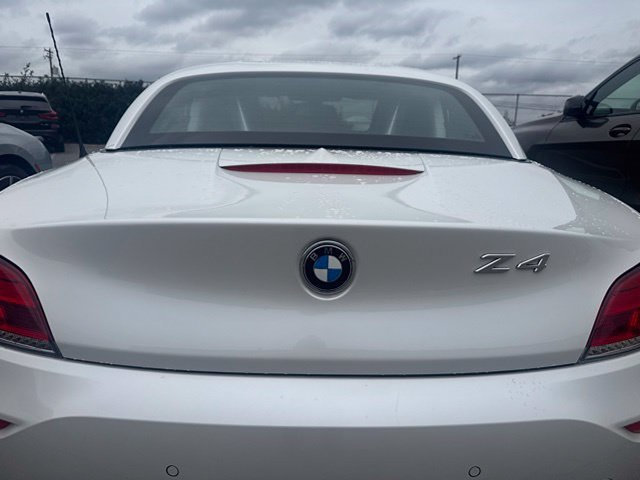 Used 2016 BMW Z4 sDrive35is RWD image 17