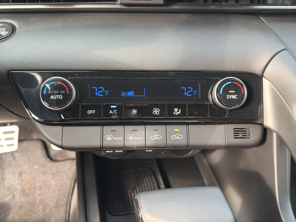 New 2025 Hyundai Elantra Sport image 21