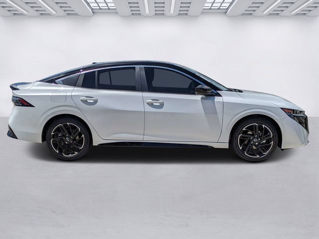 New 2026 Nissan Sentra SR w/ SR All Weather Package FWD image 3