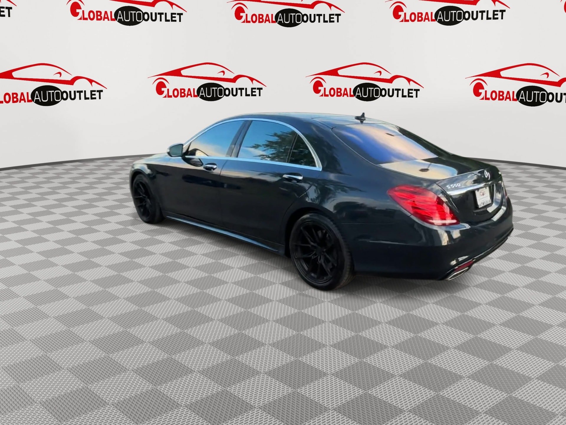 Used 2017 Mercedes-Benz S 550 4MATIC Sedan image 6