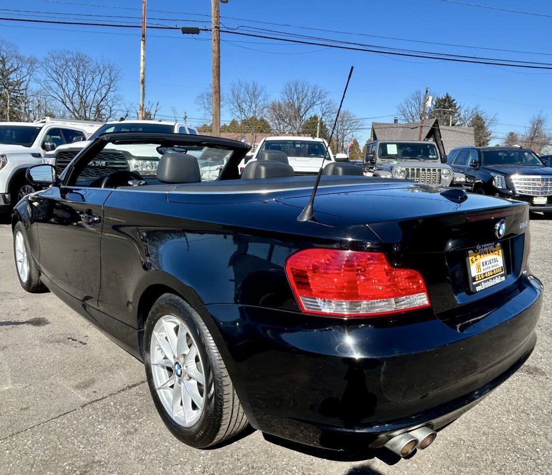 Used 2011 BMW 128i Convertible RWD image 4