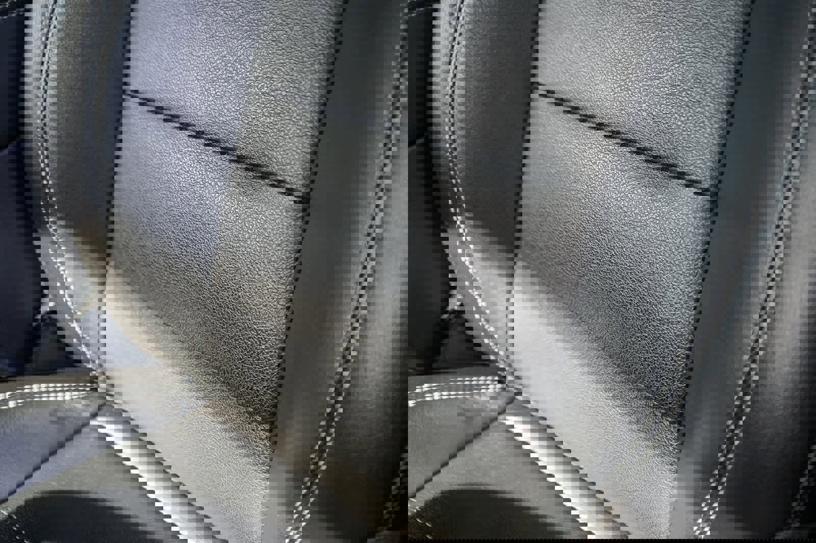 Used 2023 Jeep Wrangler Sahara image 22